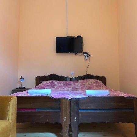 Hotel Kakhaberi Tetritskaro 外观 照片