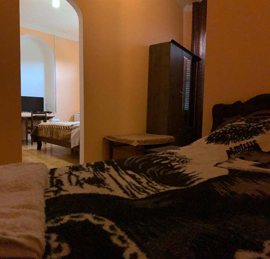Hotel Kakhaberi Tetritskaro 外观 照片