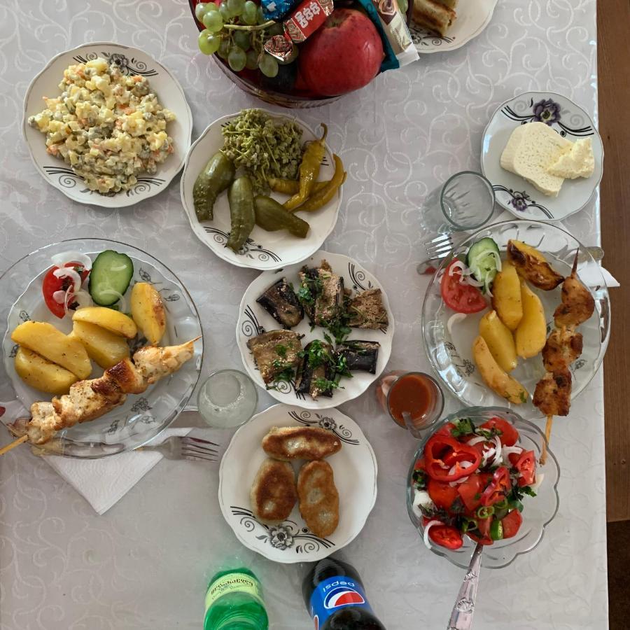 Hotel Kakhaberi Tetritskaro 外观 照片