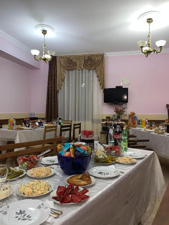 Hotel Kakhaberi Tetritskaro 外观 照片