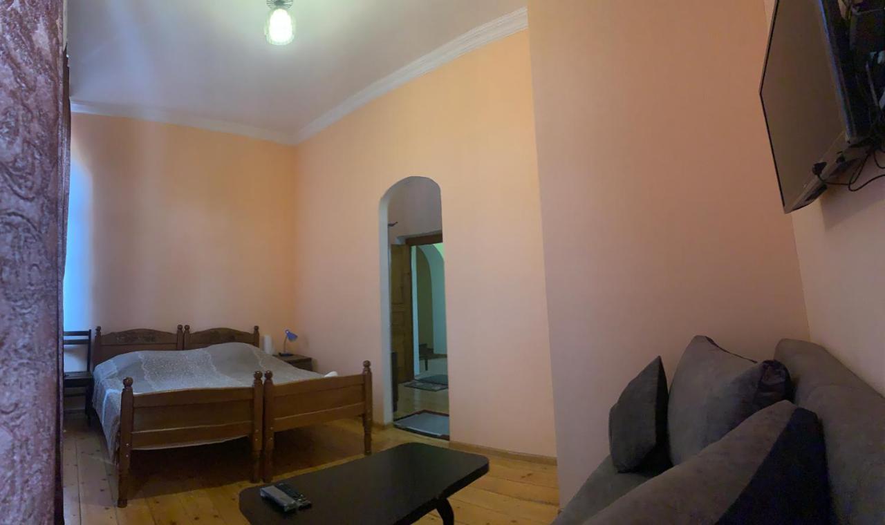 Hotel Kakhaberi Tetritskaro 外观 照片